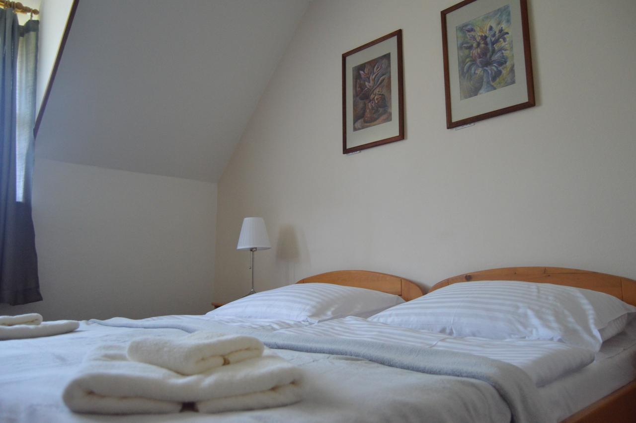 Motel Gombas المظهر الخارجي الصورة